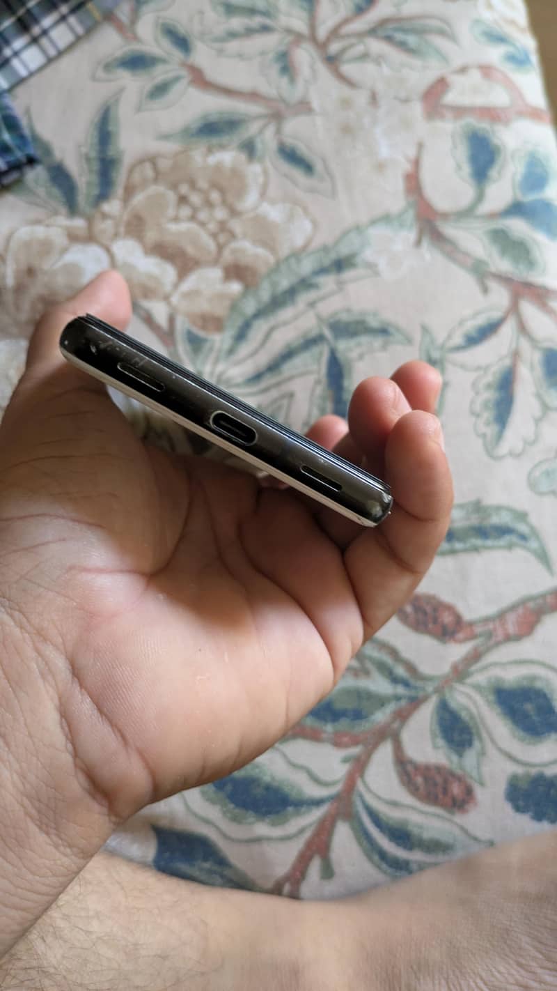 Google Pixel 6a 3