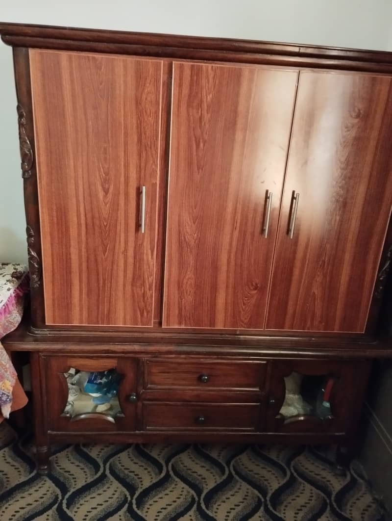 Classic wardrobe solid wood 1