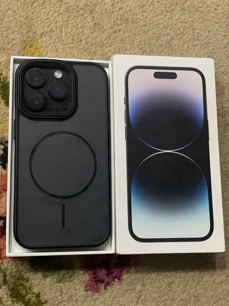Apple iPhone 14 Pro 0