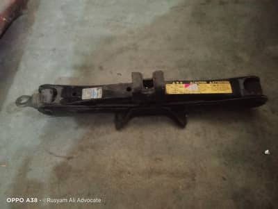 Original Car Scissor Jack – Used – Good Working Conditio