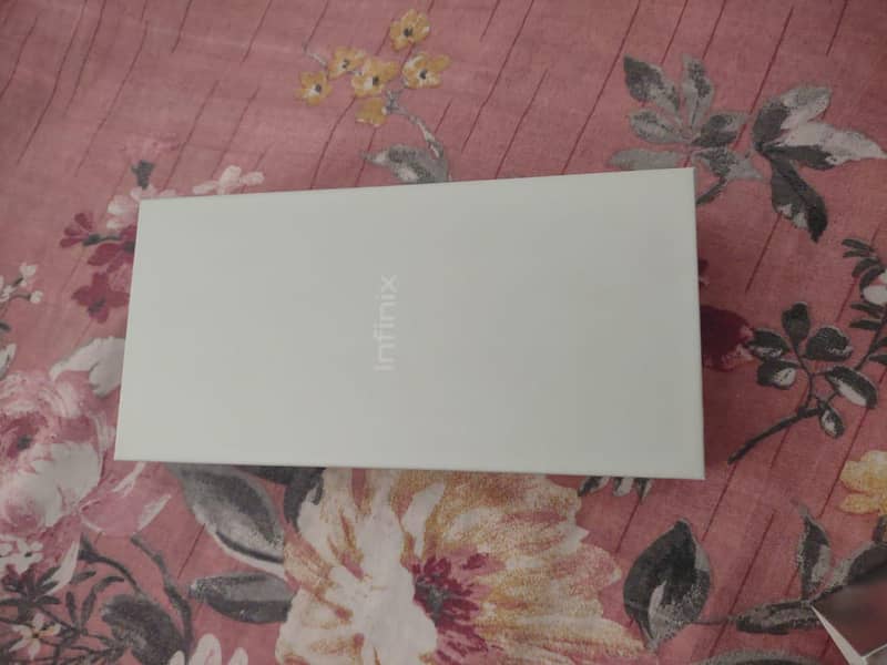 Infinix Zero 40 10
