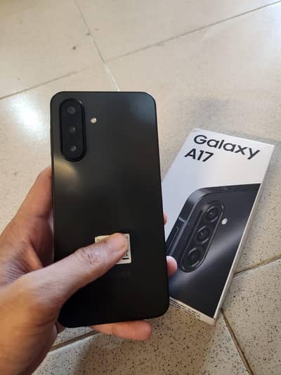 Samsung A17 8/256 with Complete Stuff Condition 10/10 5 months warr