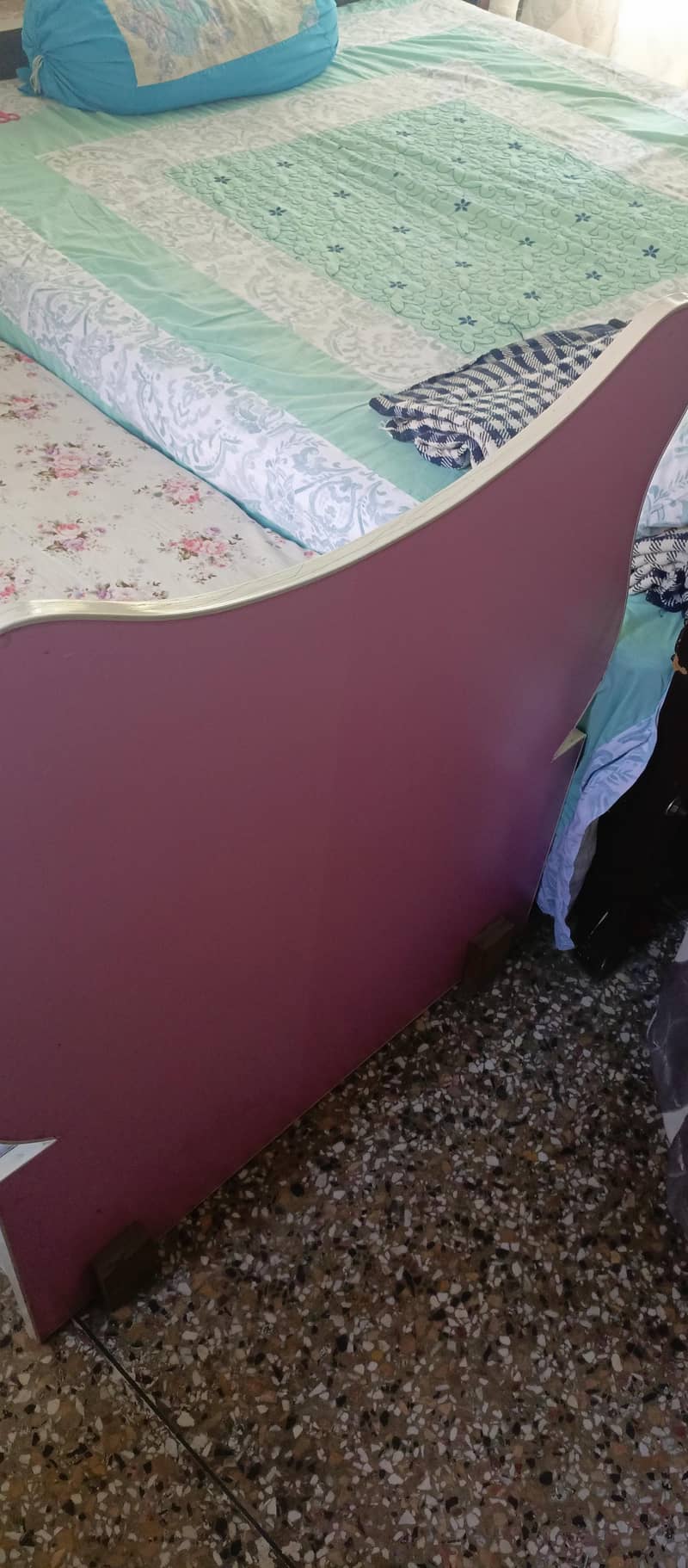 single kids bed 3