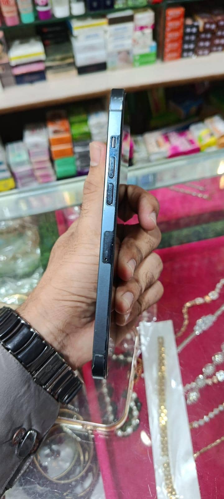 Apple iPhone 12 Pro Max 7