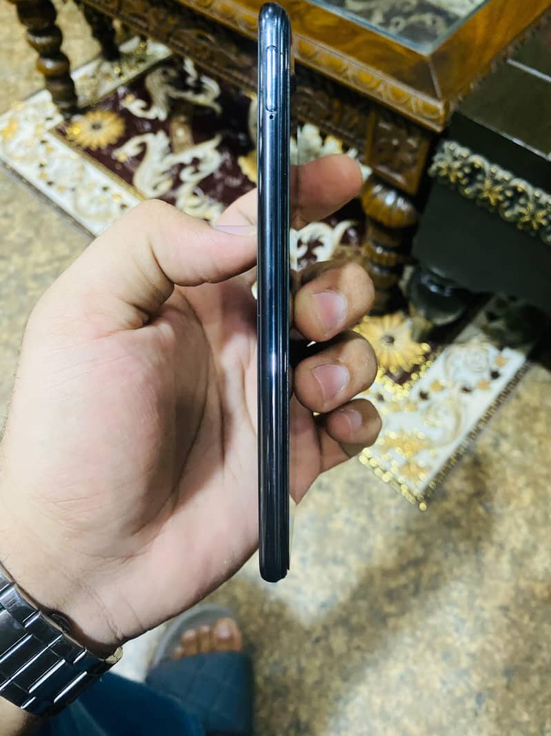 Vivo V20 1