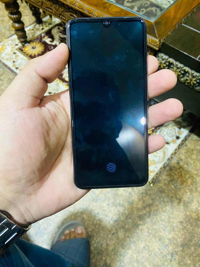 Vivo V20 3