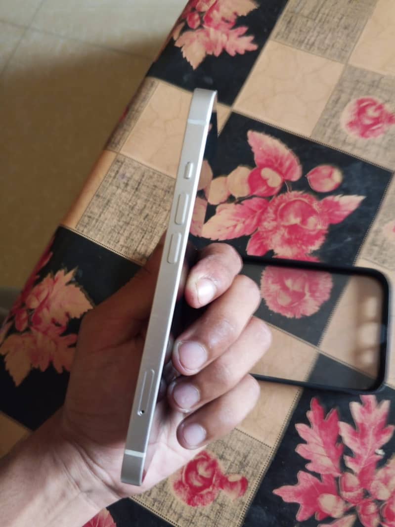 Apple iPhone 13 128GB - PTA 2