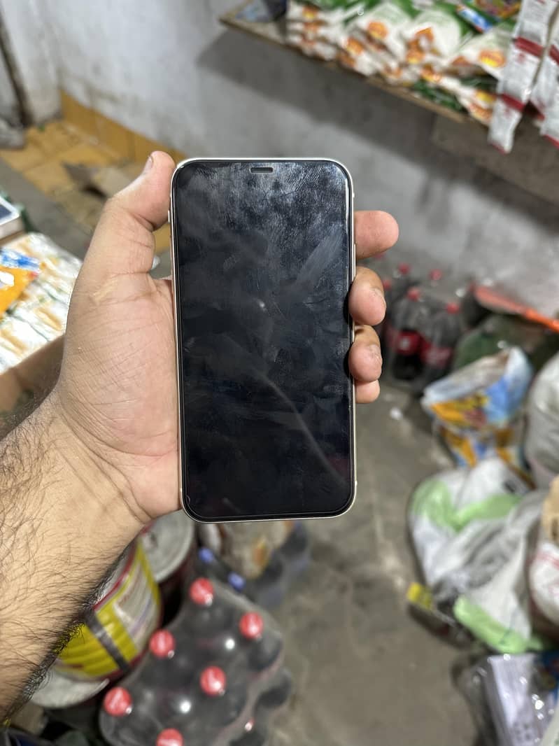 Apple iPhone 11 2