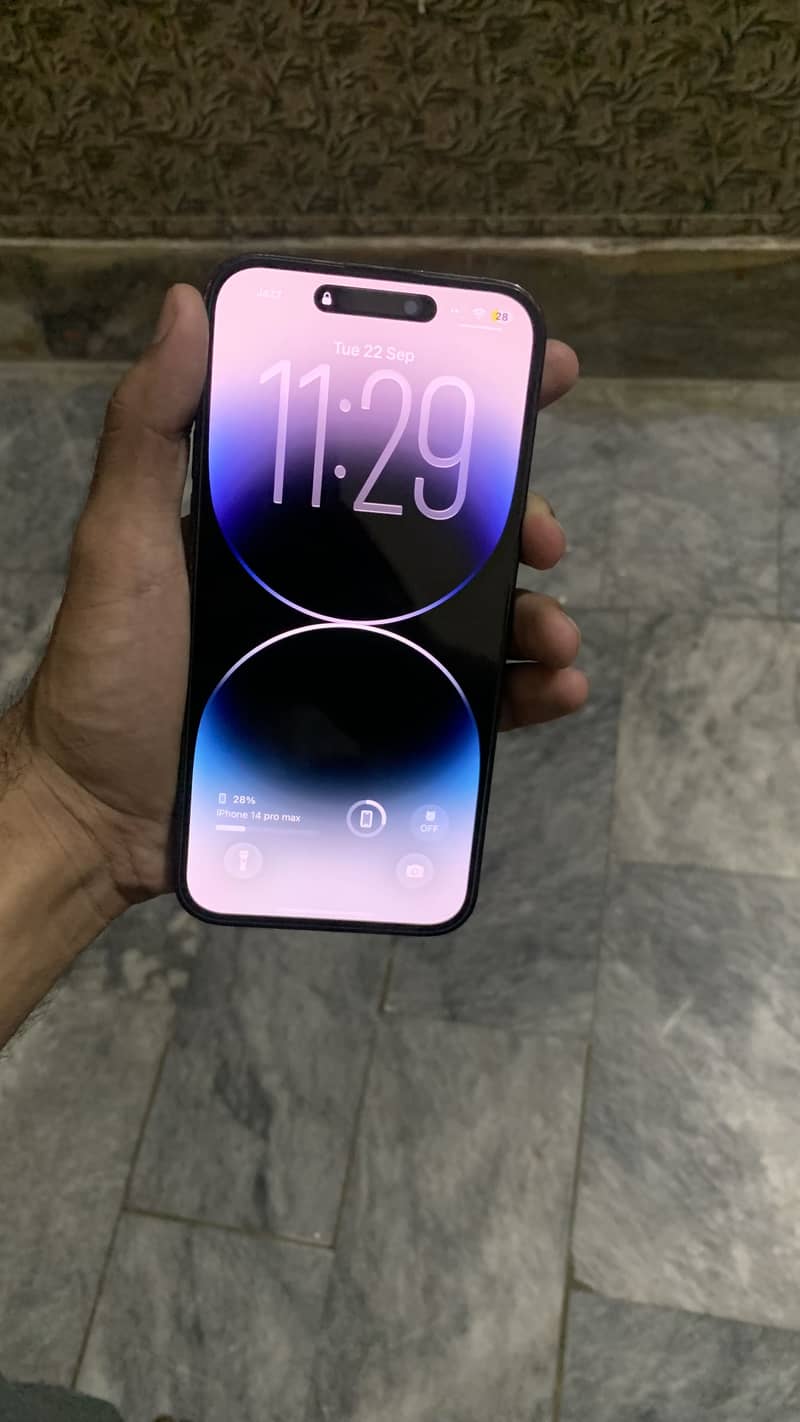 Apple iPhone 14 Pro Max 0