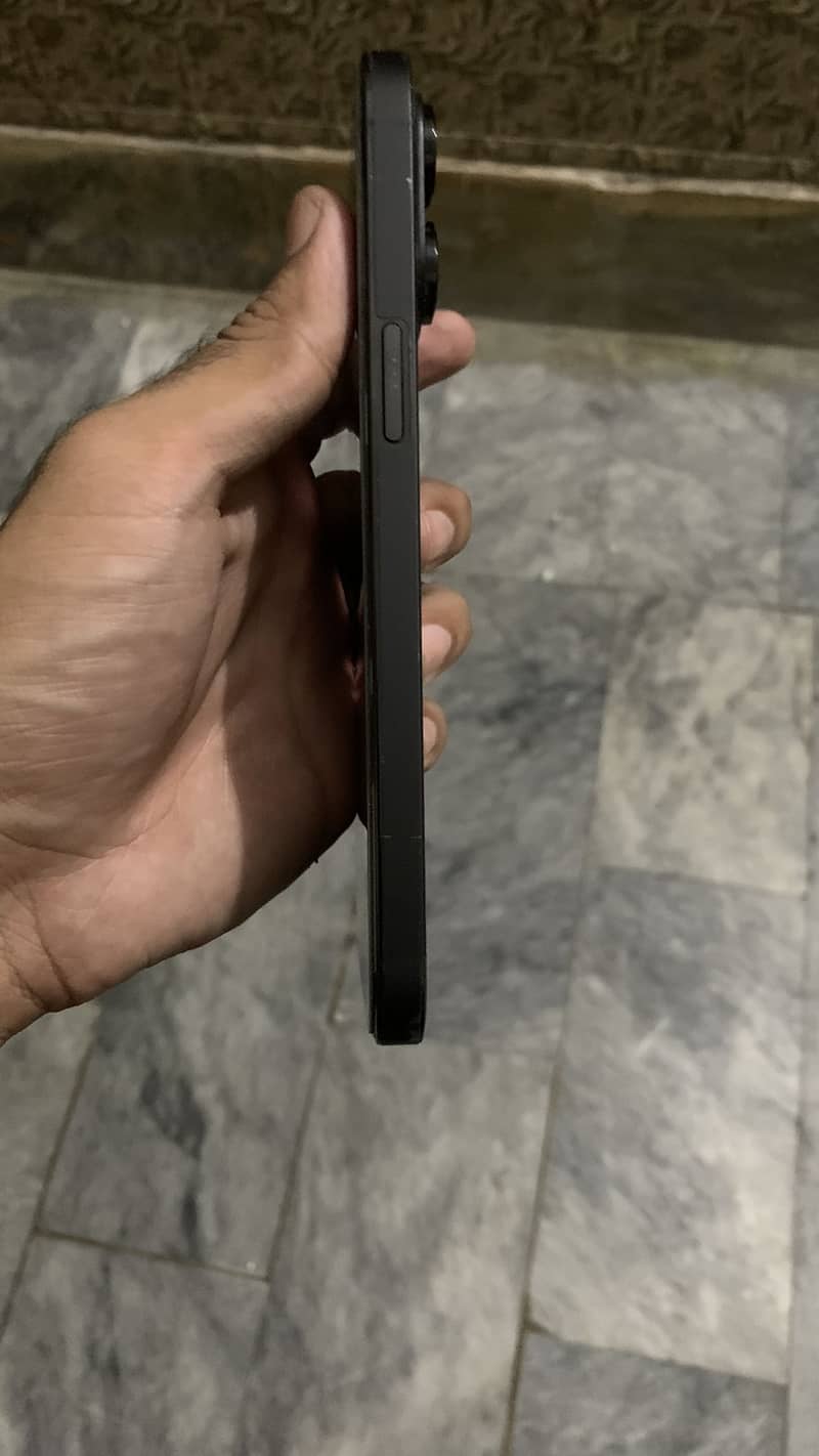 Apple iPhone 14 Pro Max 3
