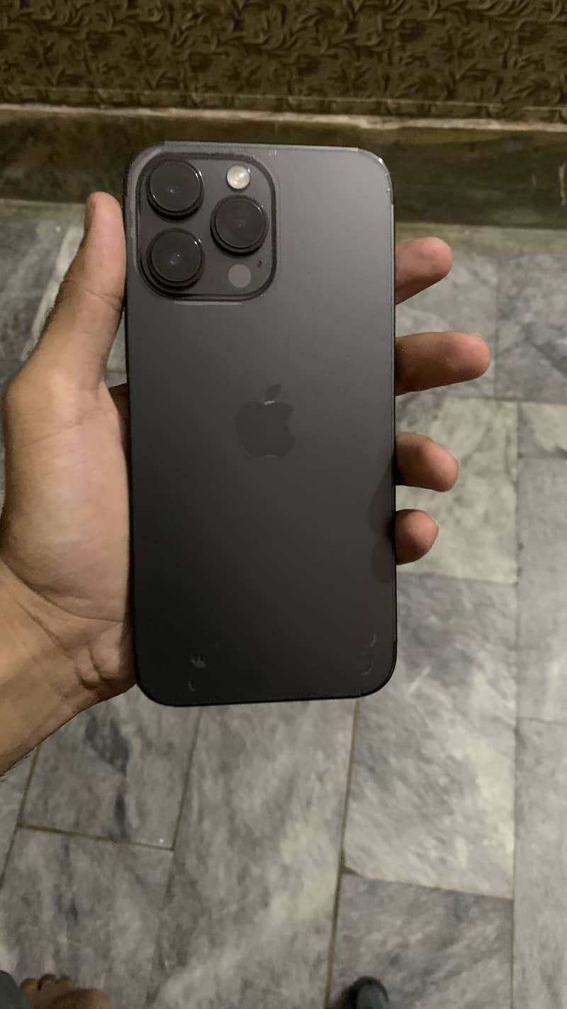 Apple iPhone 14 Pro Max 4