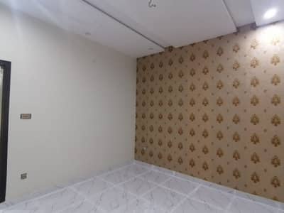 House Spread Over 10 Marla In Jubilee Town Available