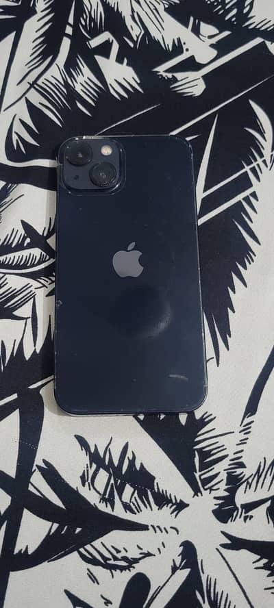 Apple iPhone 13