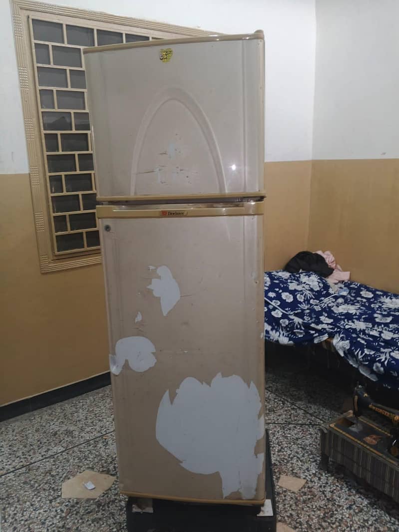 Dawlance medium size Refrigerator 2
