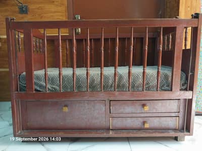 Wooden Baby Cot / Baby Crib 4×2.5 ft with Mattress, Cover & Storage