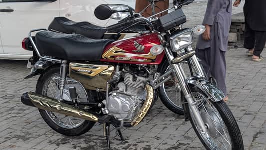 Honda 125 special edition 2026 red