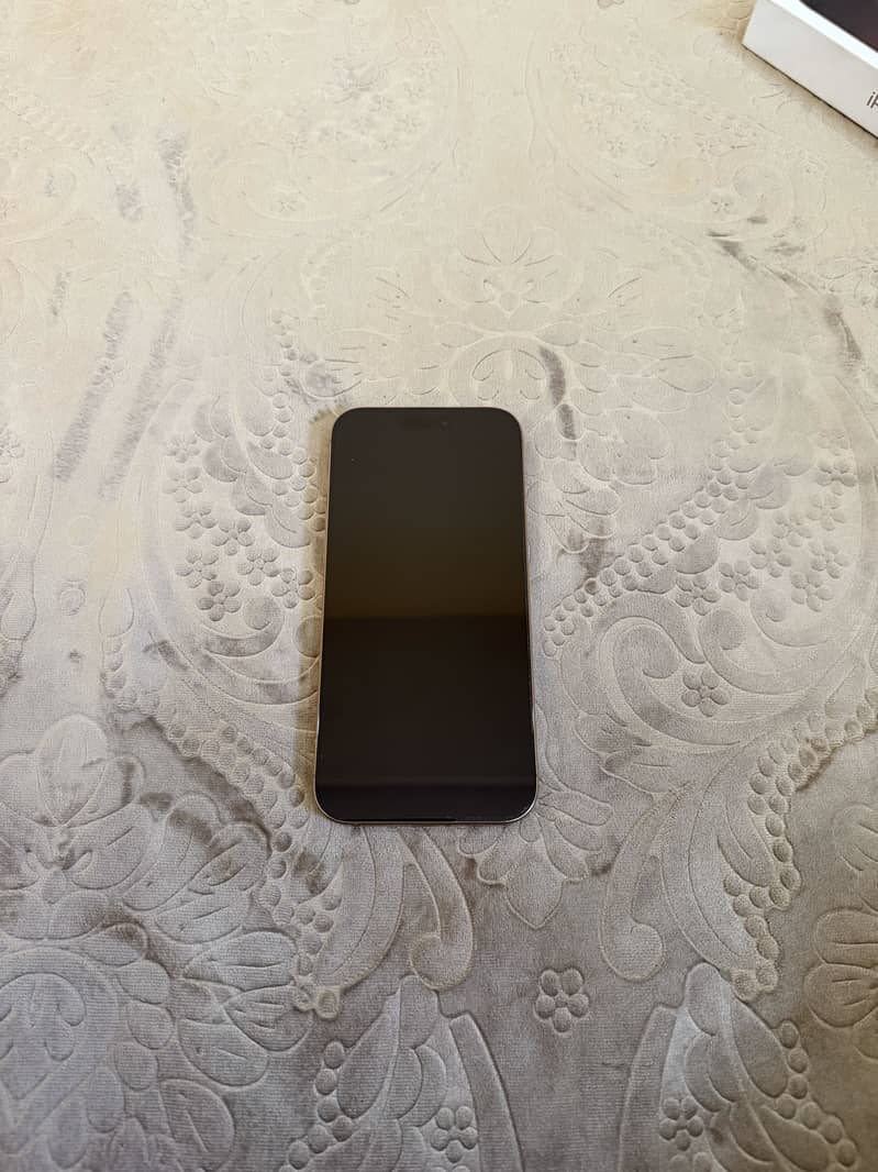 Iphone 16 pro max 2