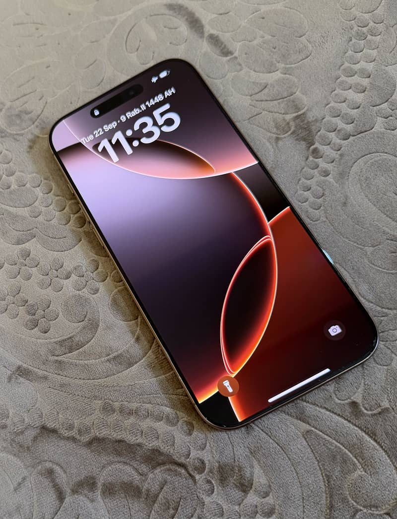Iphone 16 pro max 5