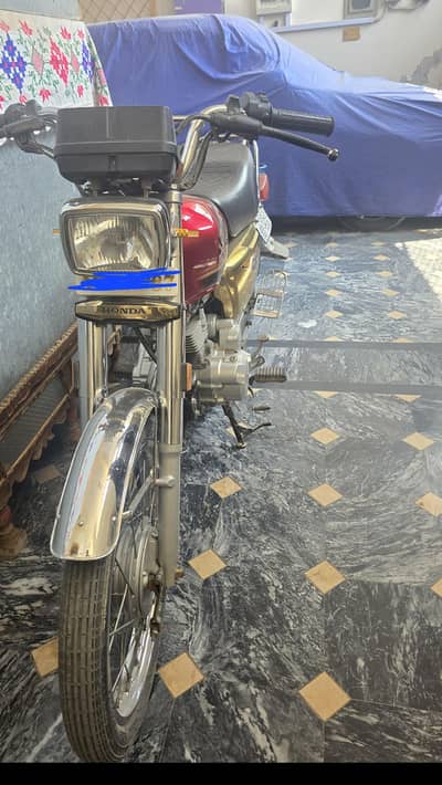 Honda CG 125 Gold edition 2024 - Urgent Sale Geniune saman k sath