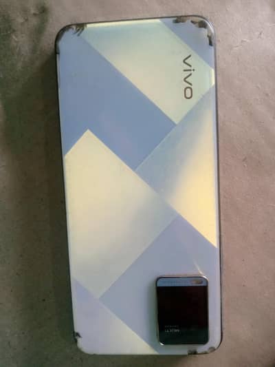 Vivo Y21