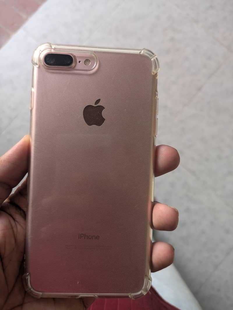 Apple iPhone 7 Plus 1