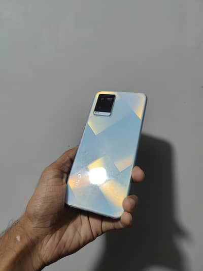 Vivo y21