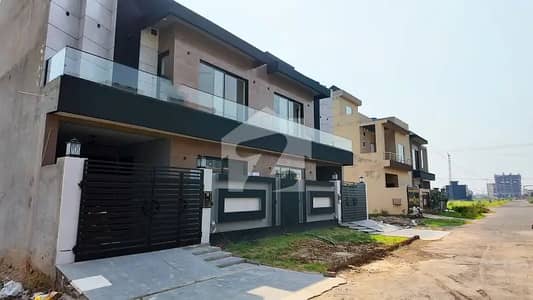 5 Marla House Is Available For Sale Khayaban-E-Amin Block C Lahore