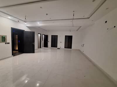 4 marla commercial property for rent