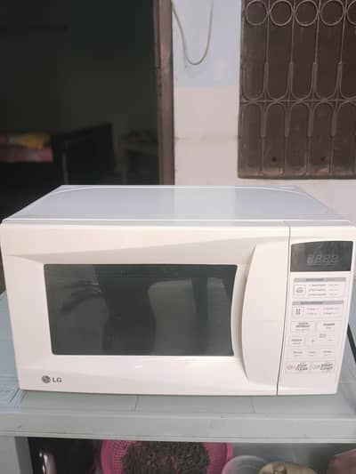 LG microwave oven