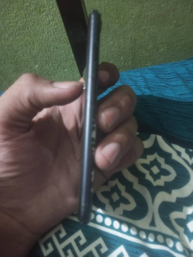 Apple iPhone 7 1