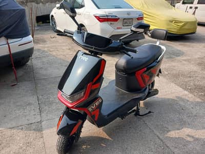 Evee Gen Z electric scooty Model 2026 WhatsApp 03254982328