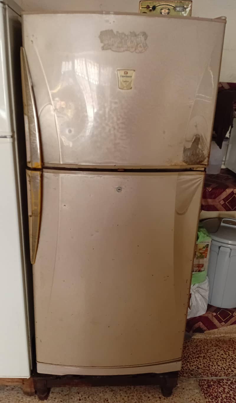 Dawlance Fridge Full Size 0