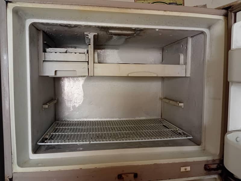 Dawlance Fridge Full Size 5