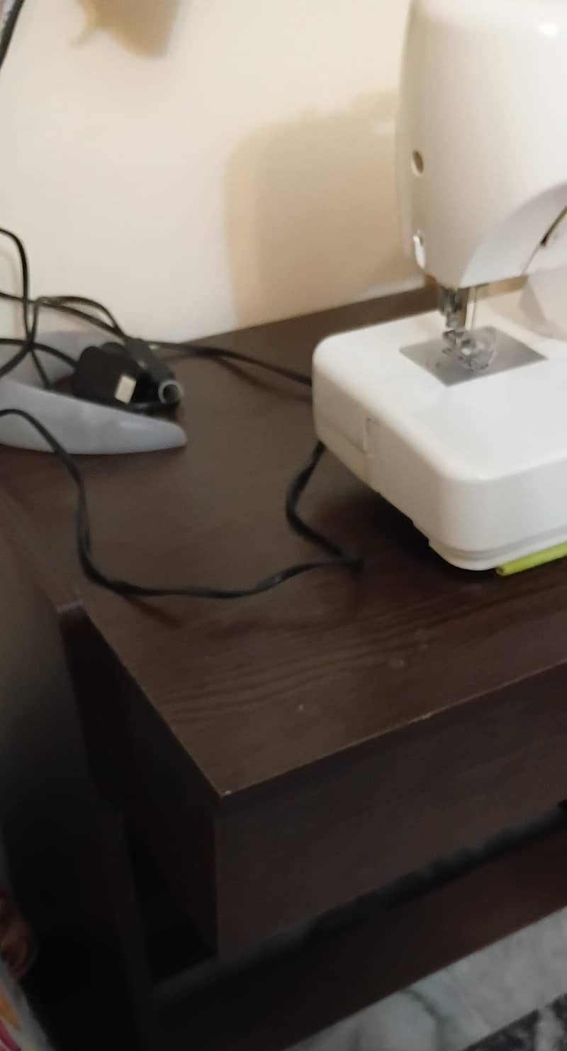 computer/stitching/study table 1
