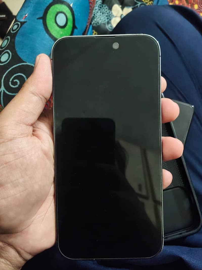 Apple iPhone 14 Pro Max 6