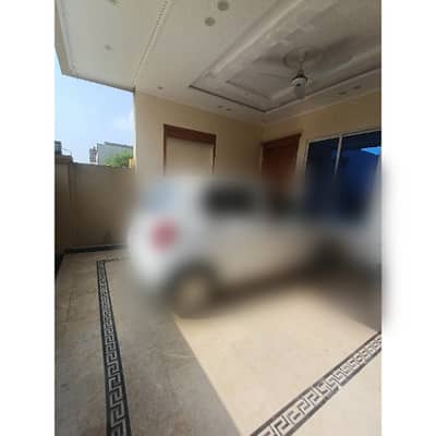 A Beautifull Ground Portion With Car Parking Available For Rent