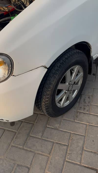 Suzuki Alto 2000