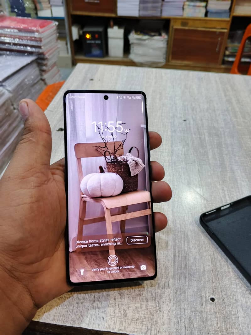 Tecno Spark 20 Pro Plus 6