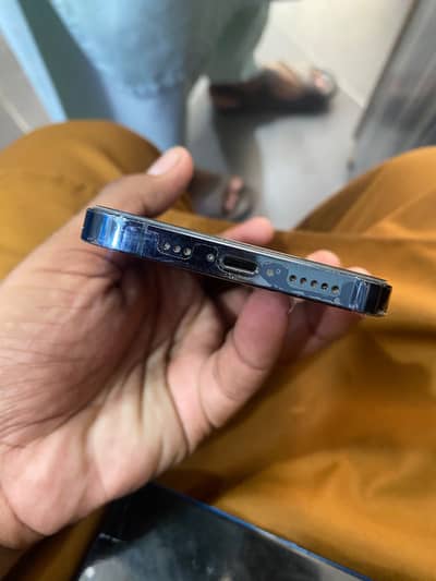 Apple iPhone 12 Pro