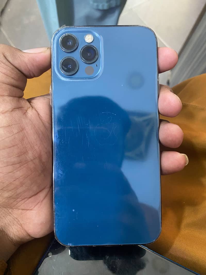 Apple iPhone 12 Pro 2