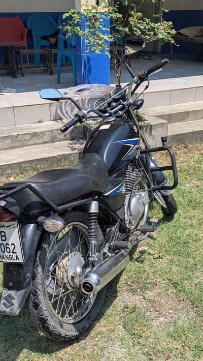 Suzuki bike 150cc
