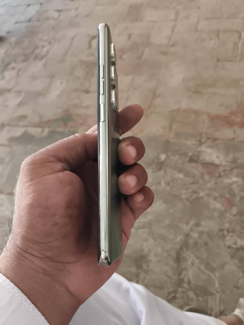 tacno camon 40 pro 1