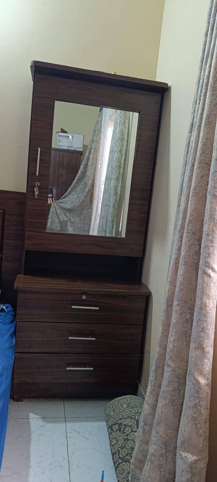 Dressing Table in Excellent condition 1
