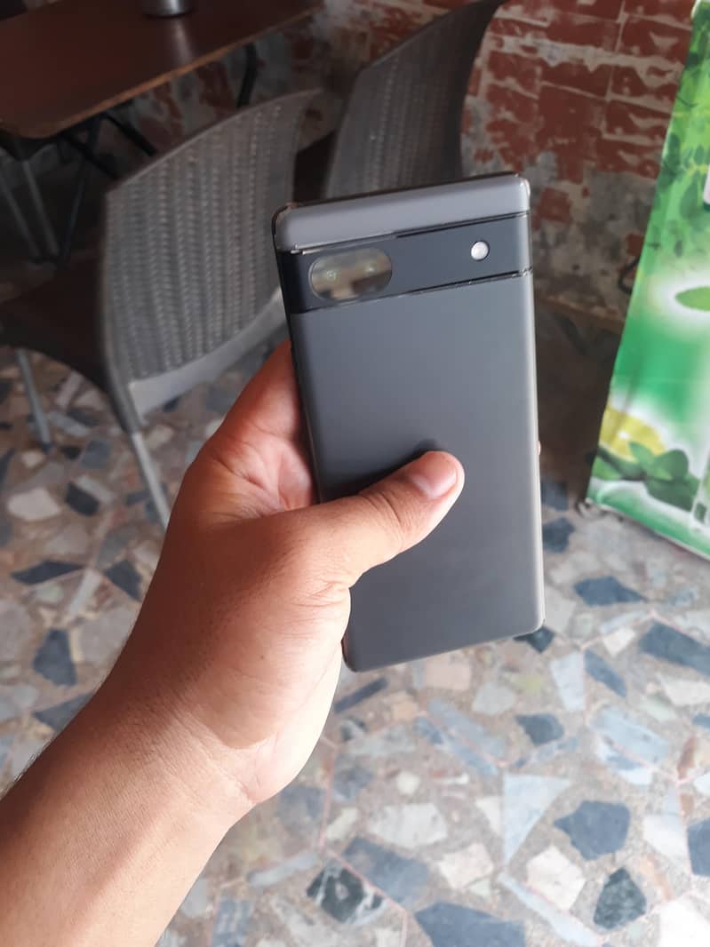 Google Pixel 6a 5
