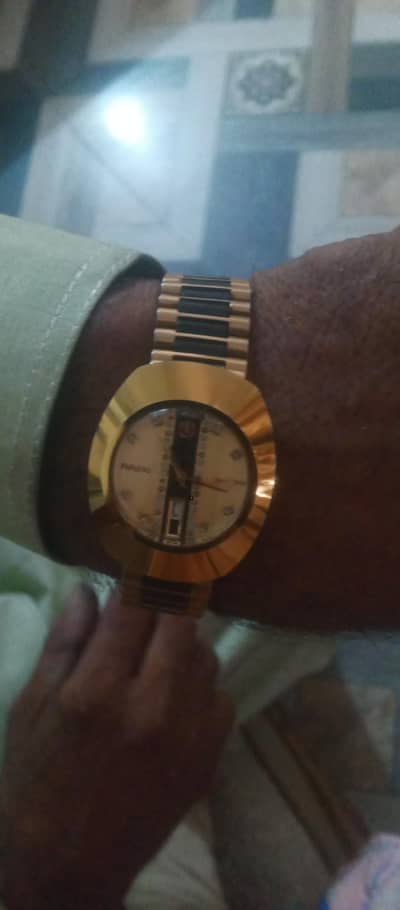 I want to sell this watch , and it is a men watch