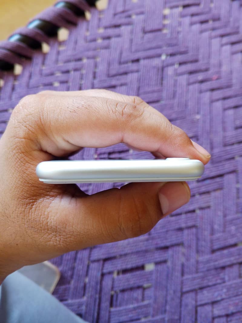 Apple iPhone SE 5