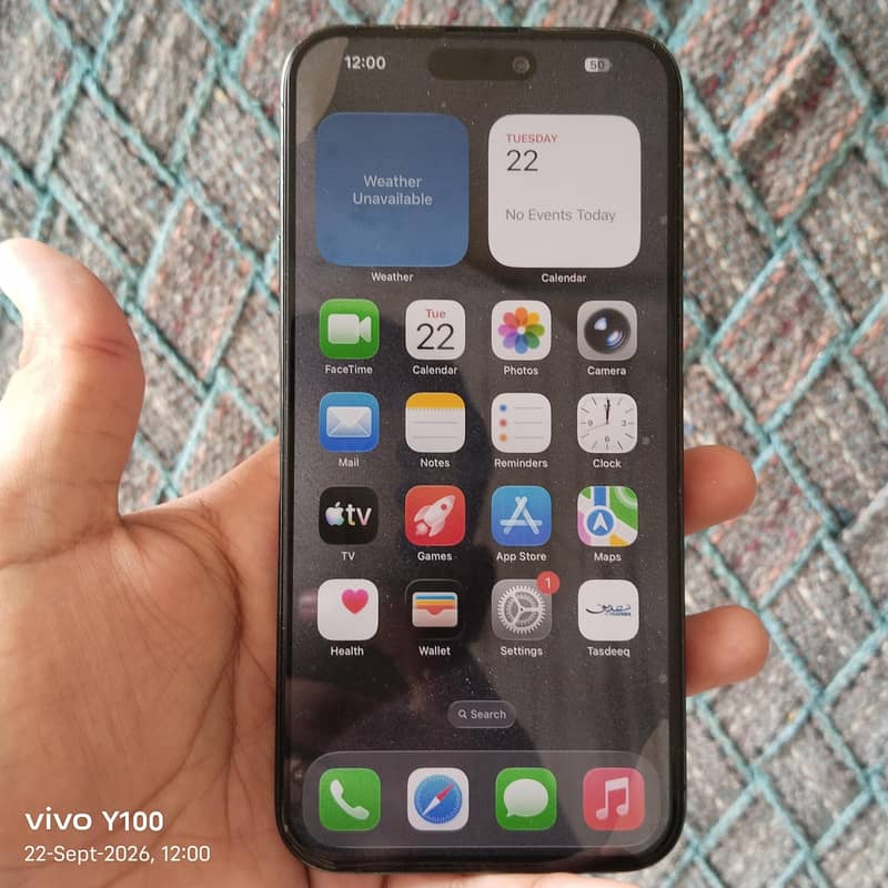Apple iPhone 15 Pro Max 3