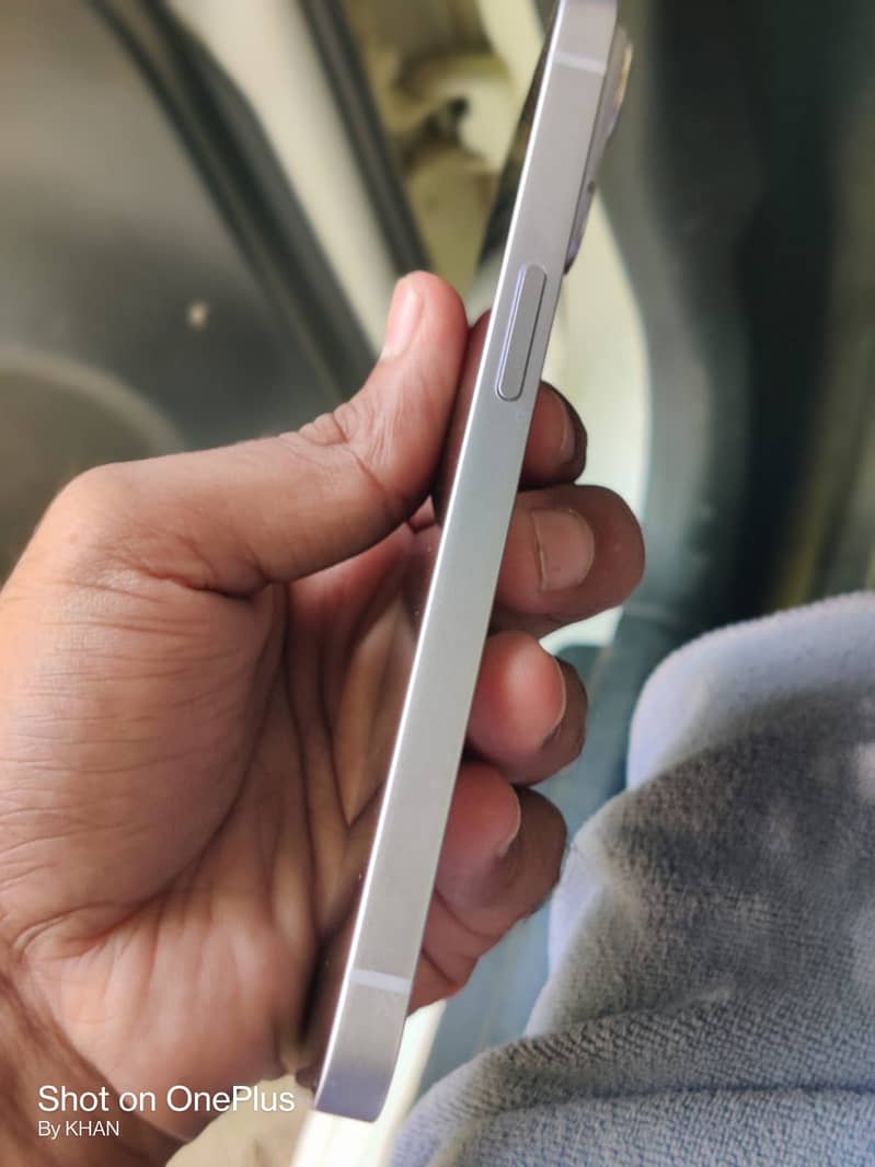 Apple iPhone 14 2