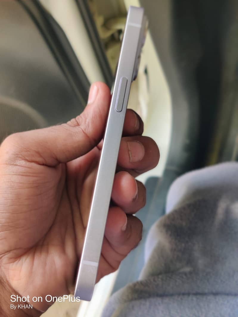 Apple iPhone 14 5
