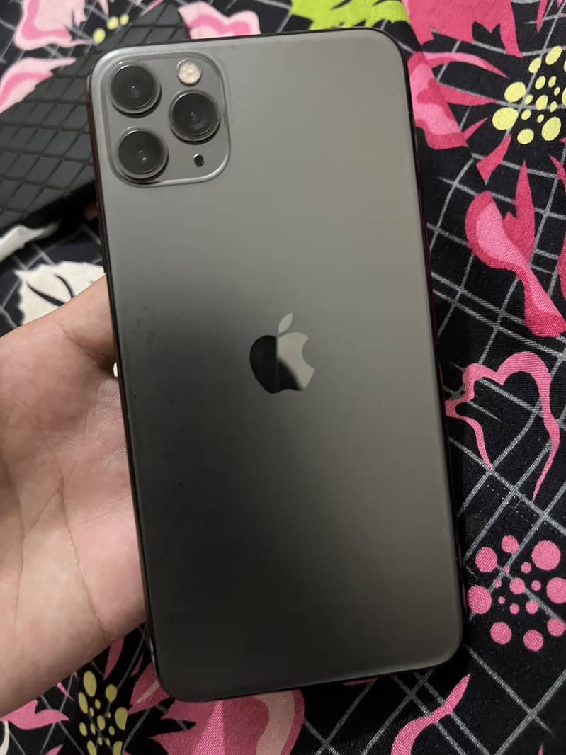 Apple iPhone 11 Pro Max 1